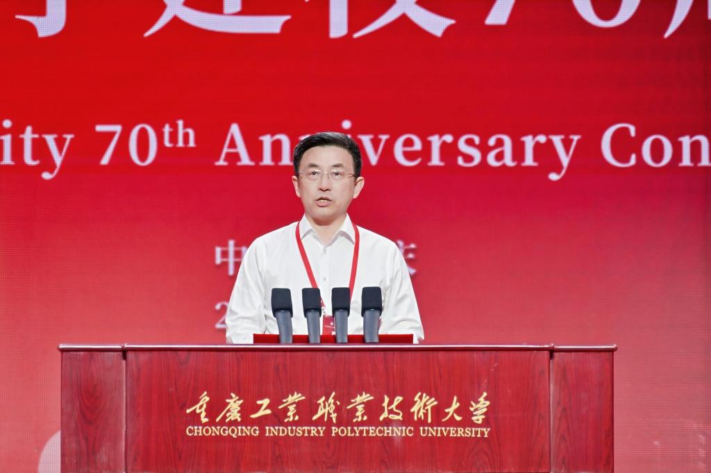 李劲渝致辞